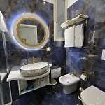 I Correra Luxury House Гостевой дом 4*